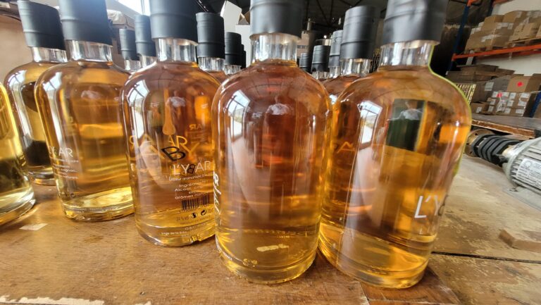 Visite d'un producteur de liqueurs en Grande Champagne